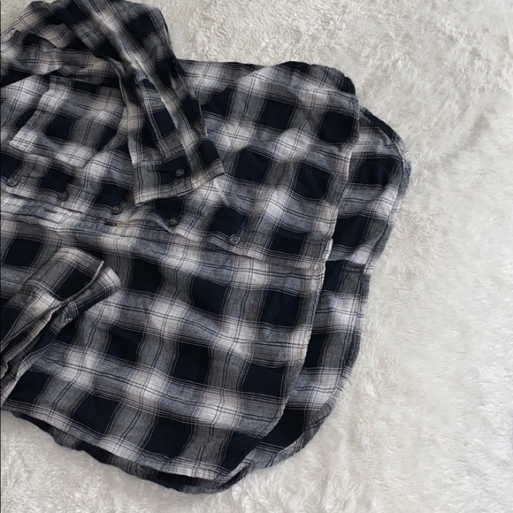 Black white and grey flannel - Picture 2 of 3